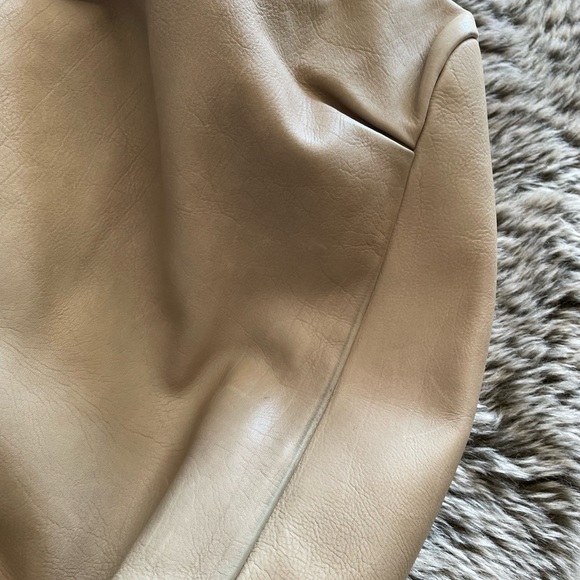 Miu Miu beige - Picture 7 of 11